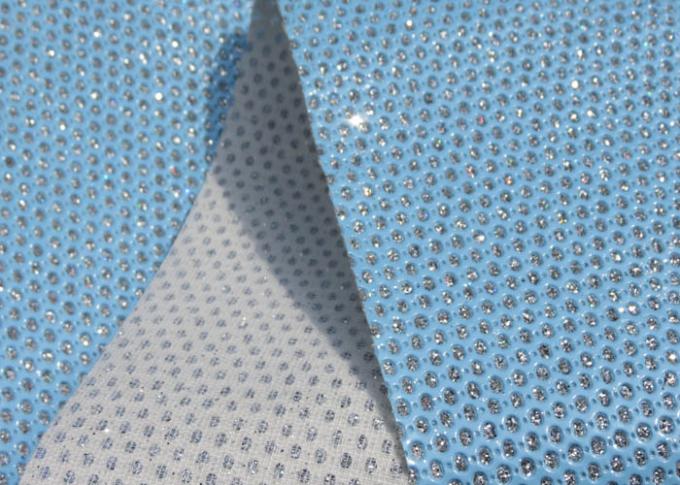 Свет - голубая красивая пефорированная ткань кожаной ткани водоустойчивая кожаная материальная